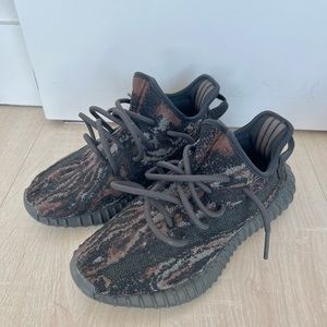 Yeezy Boost 350 V2 MX Rock